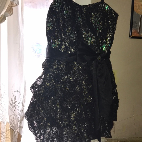 Junior Prom Dress - Picture 1 of 4